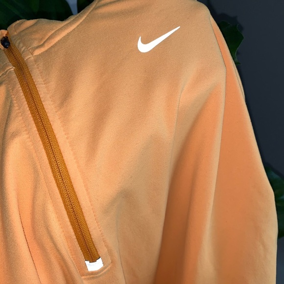 SOLD - NIKE RUNNING DRI-FIT ZIP TRAINING TOP - Picture 7 of 7